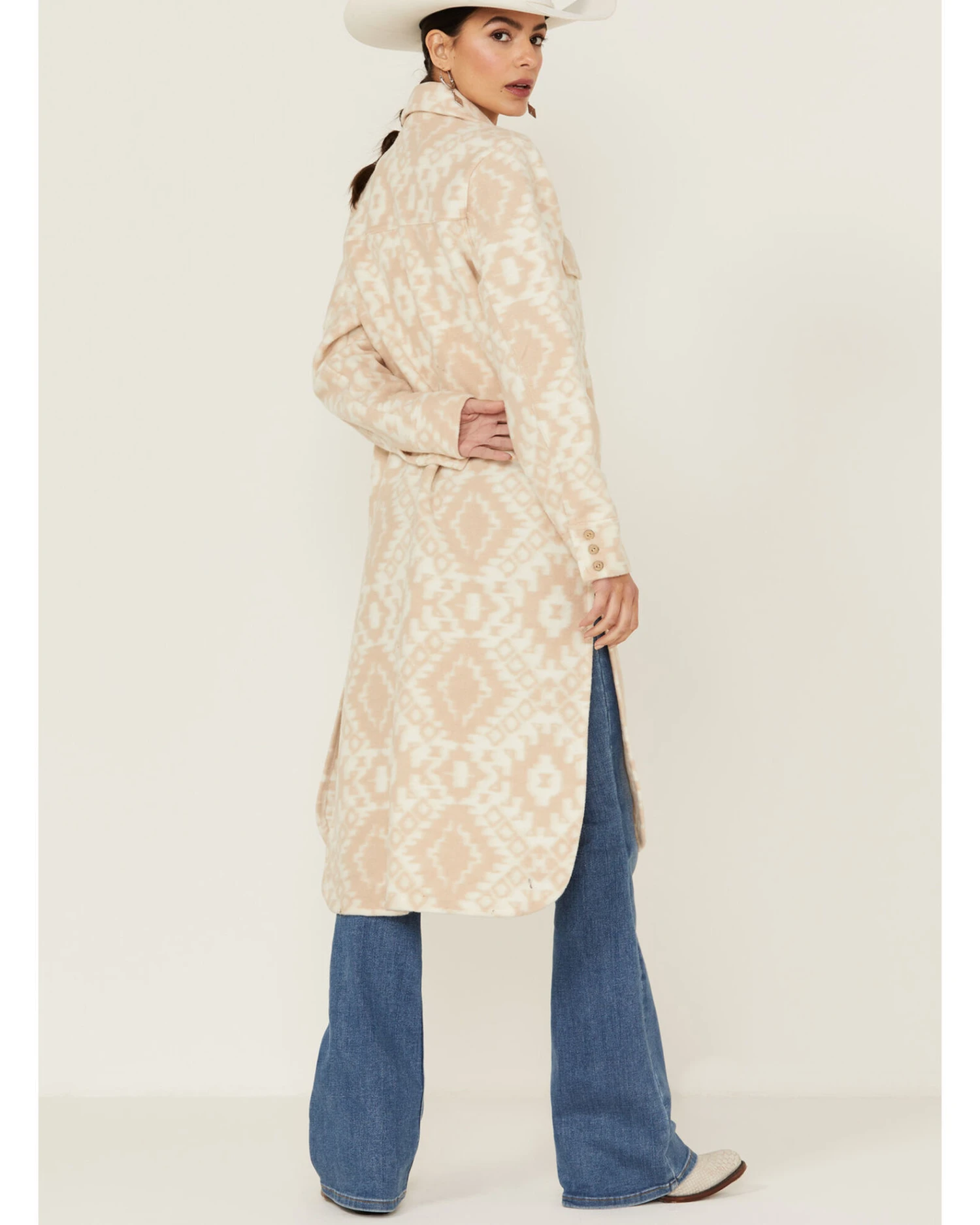 Shyanne Women's Southwestern Knit Duster Shacket 6 Shyanne Women's Southwestern Knit Duster Shacket - Image 4