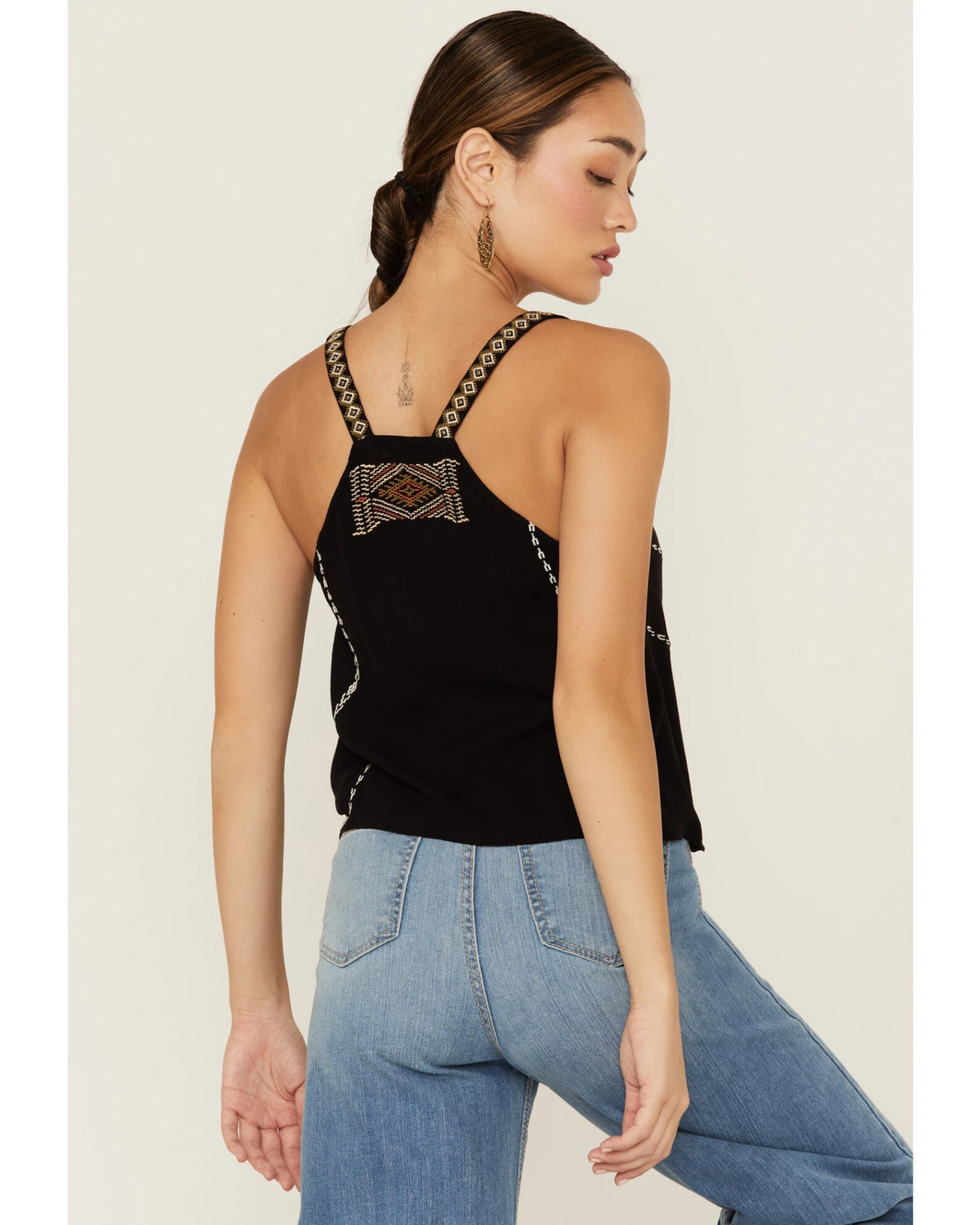 Shyanne Women's Southwestern Embroidered V-Neck Cami 5 Shyanne Women's Southwestern Embroidered V-Neck Cami - Image 3