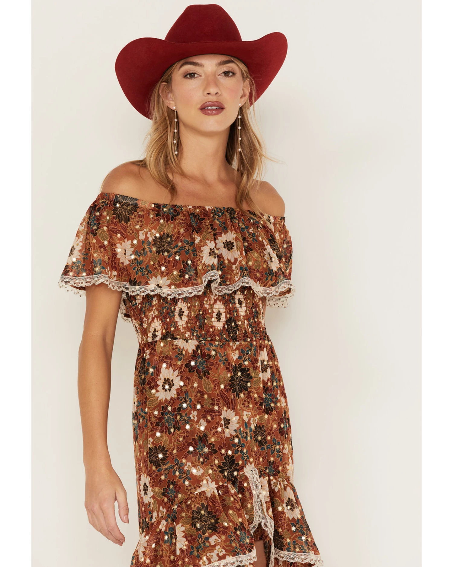 Shyanne Women's Floral Print Off-Shoulder Ruffle Maxi Dress 4 Shyanne Women's Floral Print Off-Shoulder Ruffle Maxi Dress - Image 2