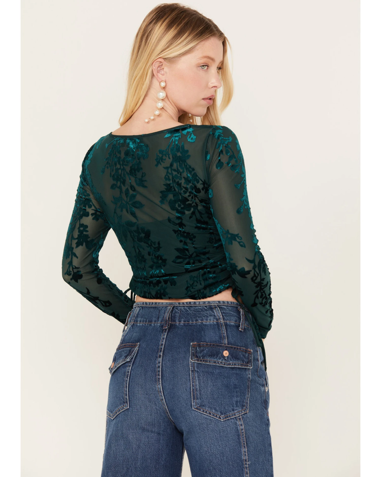 Shyanne Women's Side Tie Long Sleeve Top 6 Shyanne Women's Side Tie Long Sleeve Top - Image 4