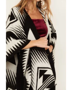 Shyanne Women's Deco Print Blanket Shawl -Shyanne Apparel Shop 2000380663 001 P3