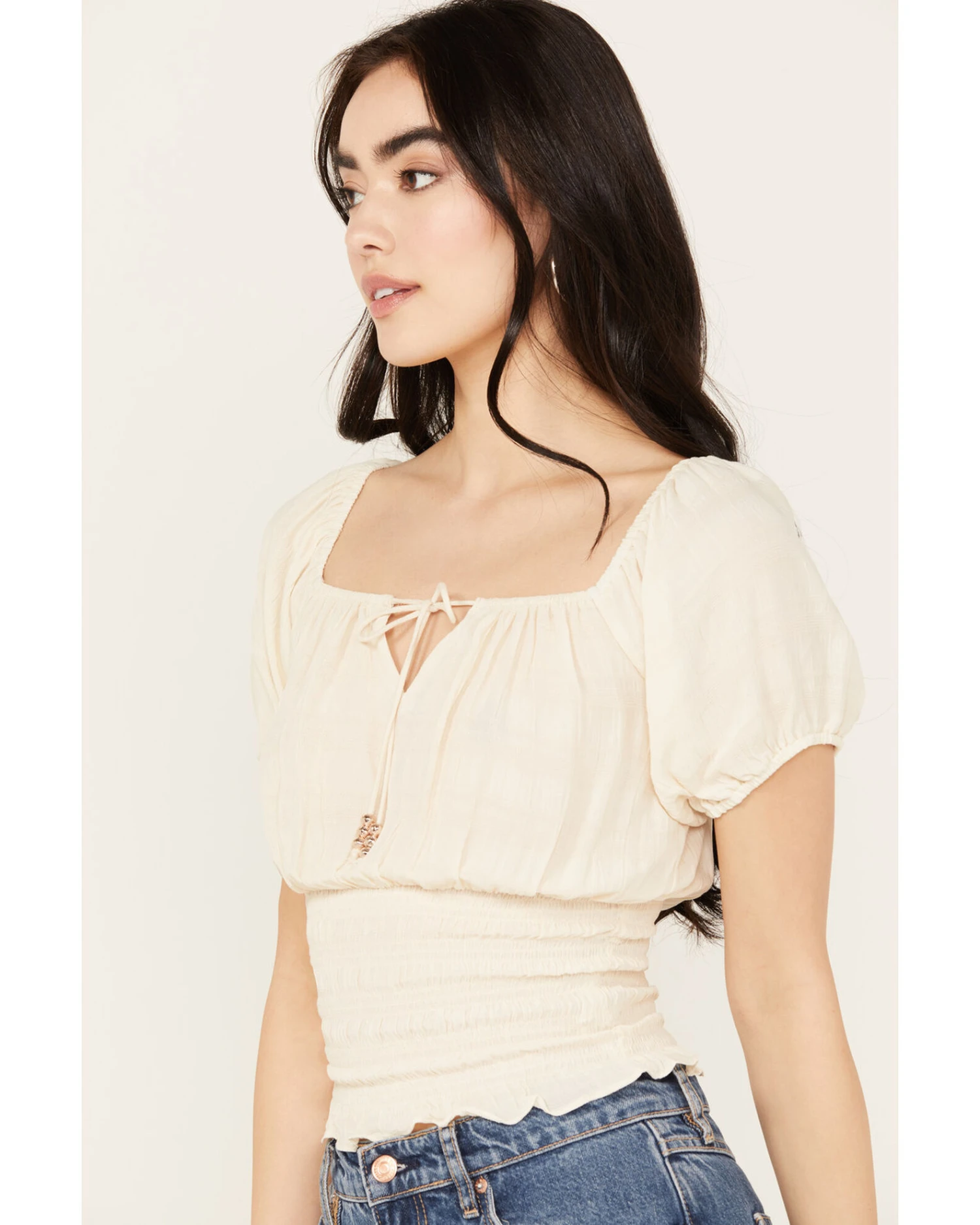 Shyanne Women's Puff Sleeve Smocked Bodice Top 4 Shyanne Women's Puff Sleeve Smocked Bodice Top - Image 2