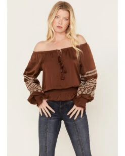 Shyanne Women's Satin Peasant Embroidered Blouse